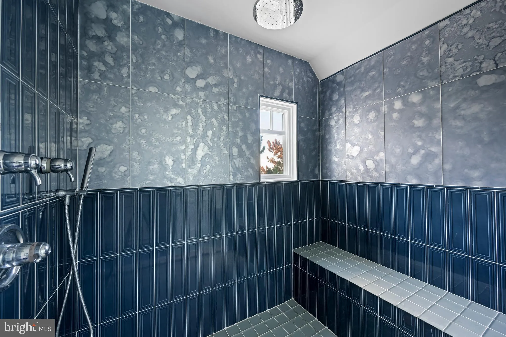 Lewes, Delaware 19958, United States, 5 Bedrooms Bedrooms, ,5 BathroomsBathrooms,Residential,Active,233221