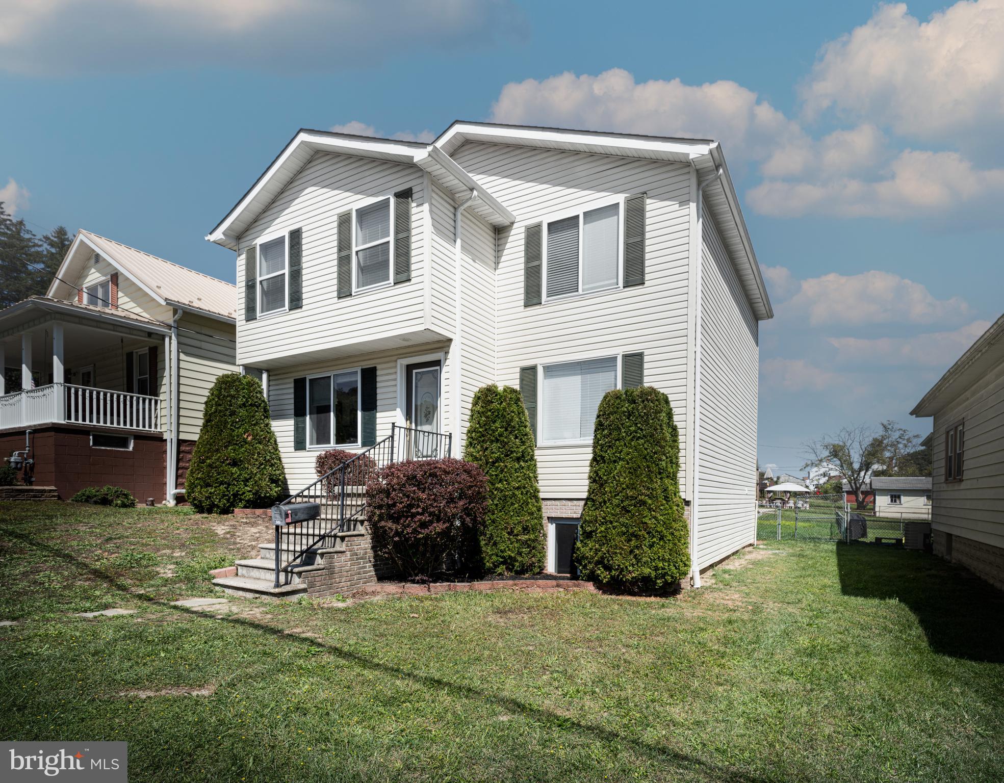 NORTH END - Residential