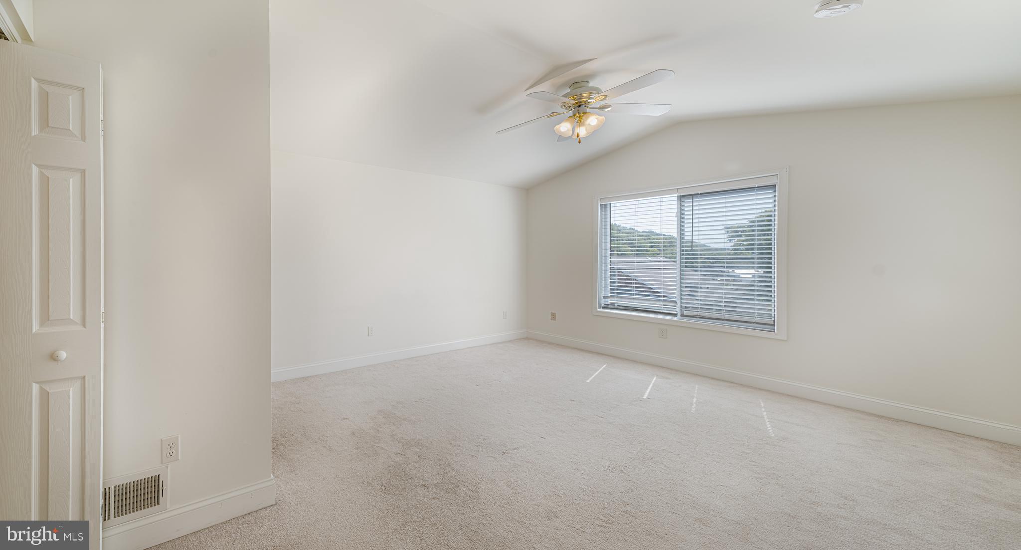 NORTH END - Residential