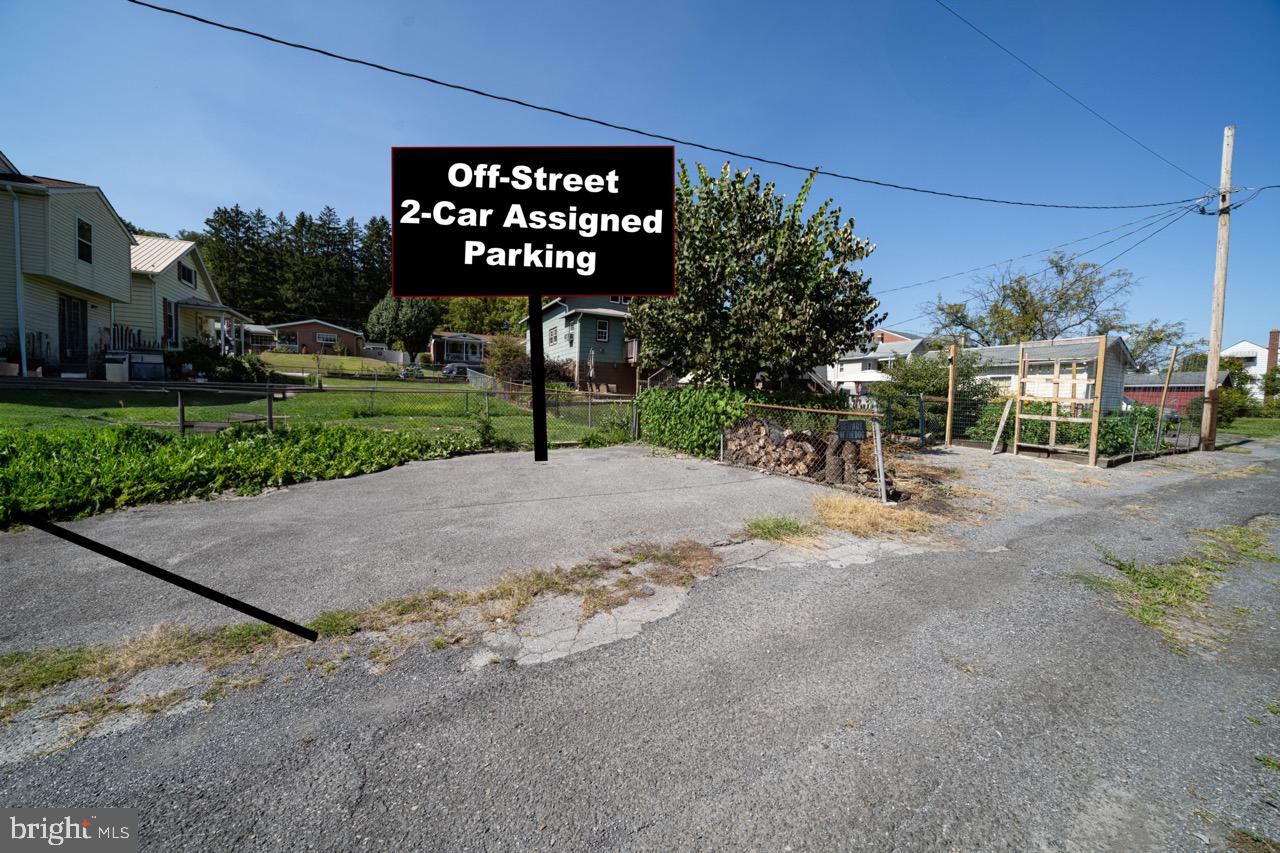 NORTH END - Residential