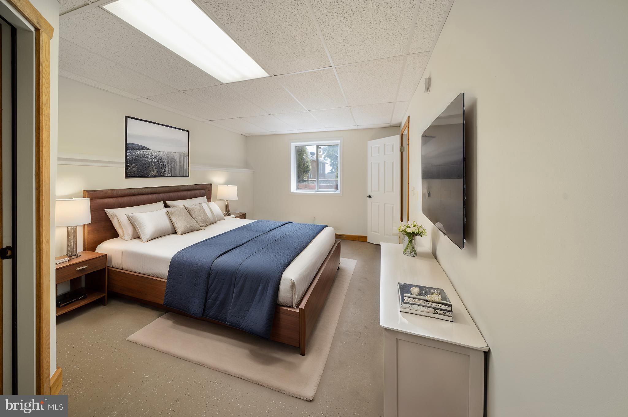 NORTH END - Residential