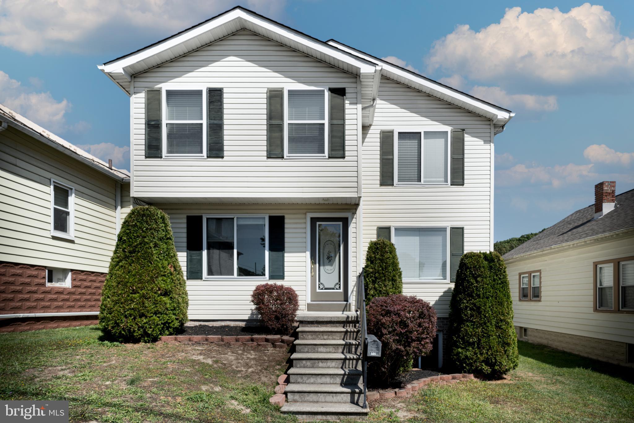 NORTH END - Residential