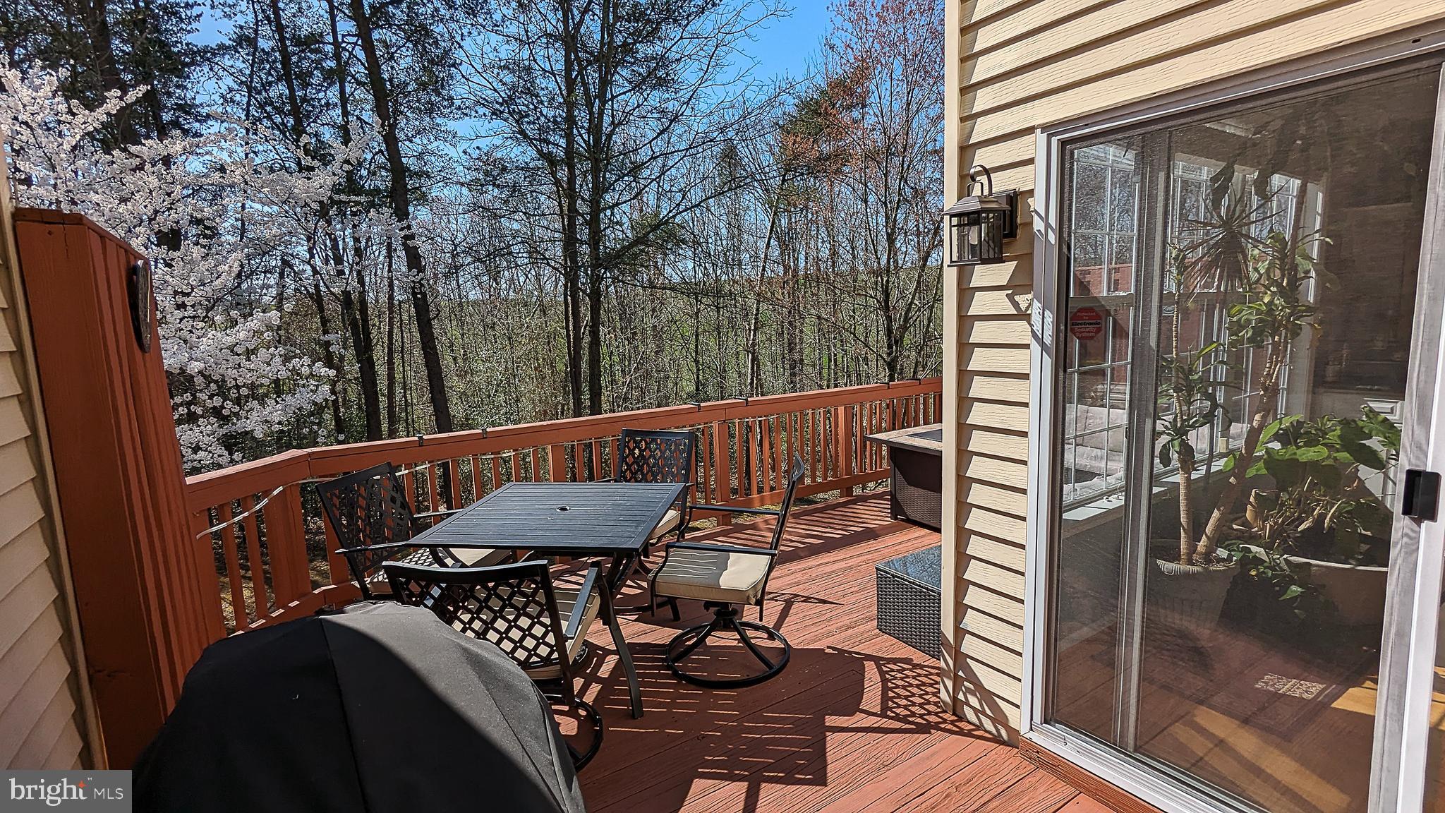 KINGSTOWNE - Residential