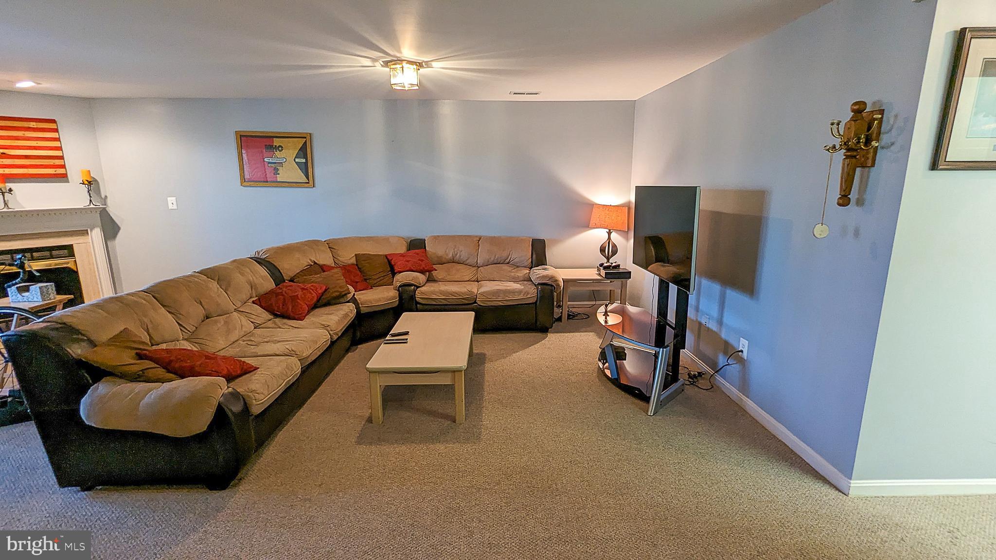 KINGSTOWNE - Residential