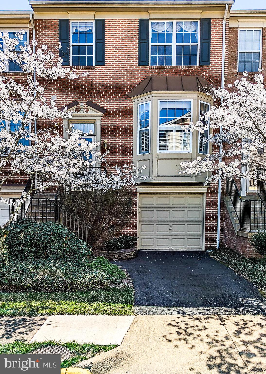 KINGSTOWNE - Residential