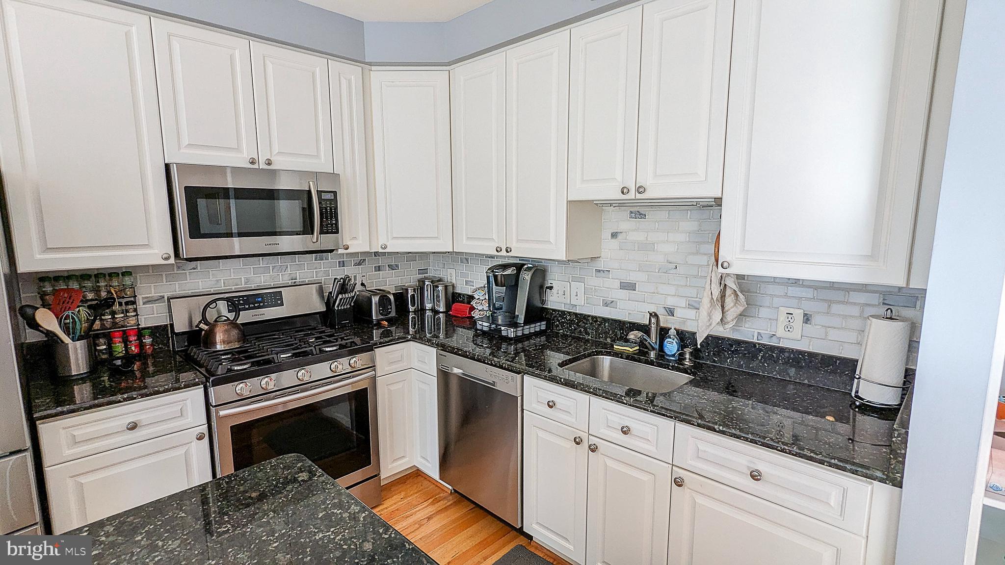 KINGSTOWNE - Residential