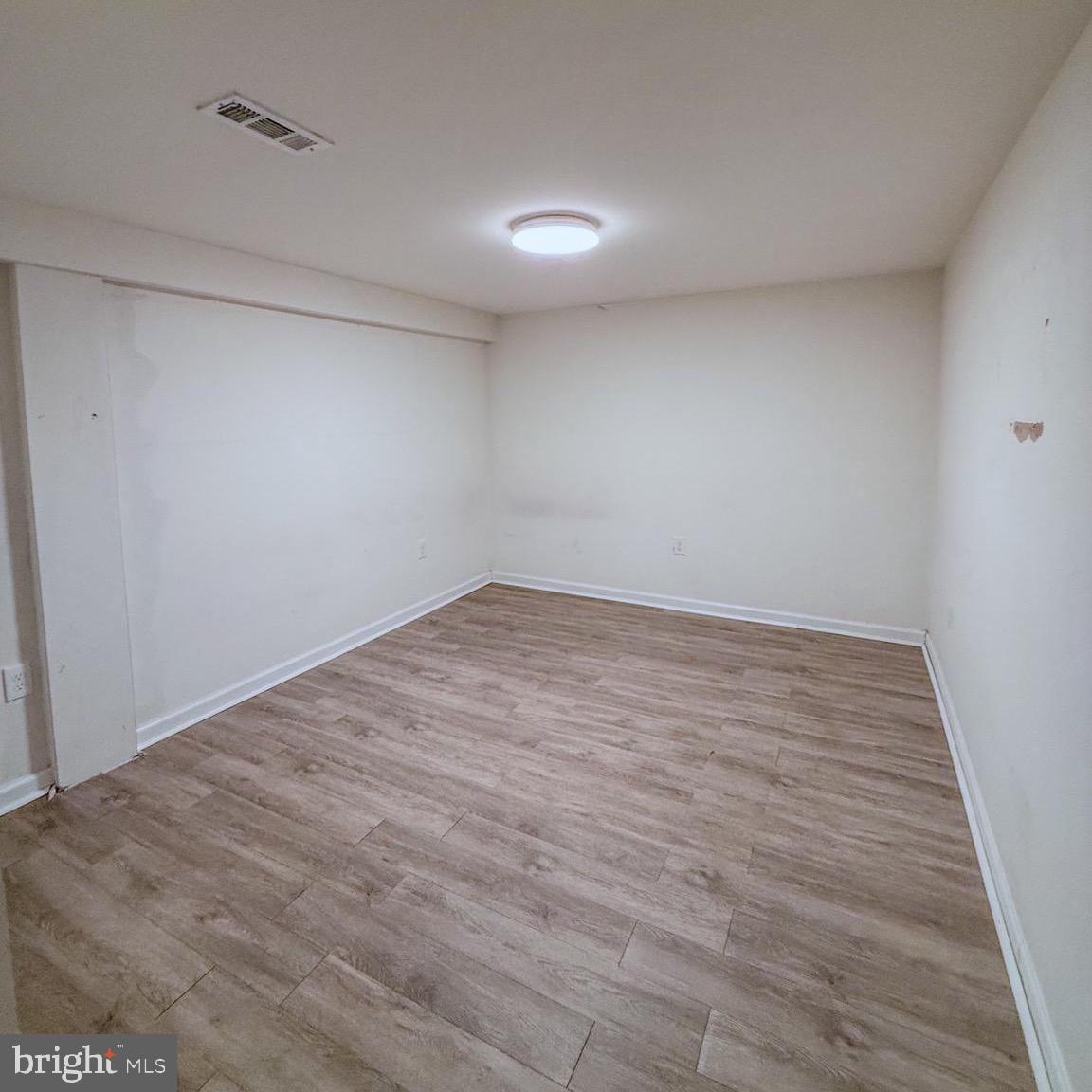 RIVER BEND - Residential