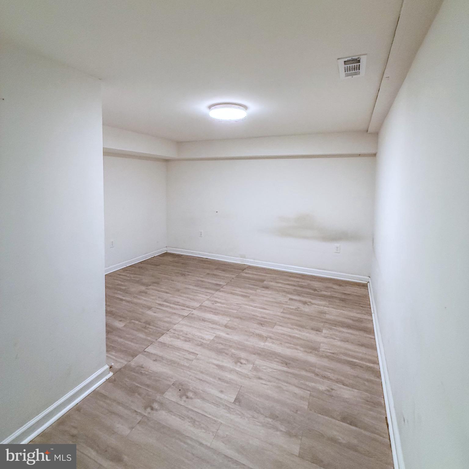 RIVER BEND - Residential