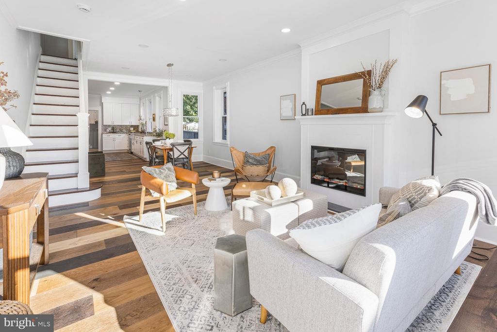 Photo of 631 W Vine Street, Lancaster, PA 17603 (MLS # PALA2056638)