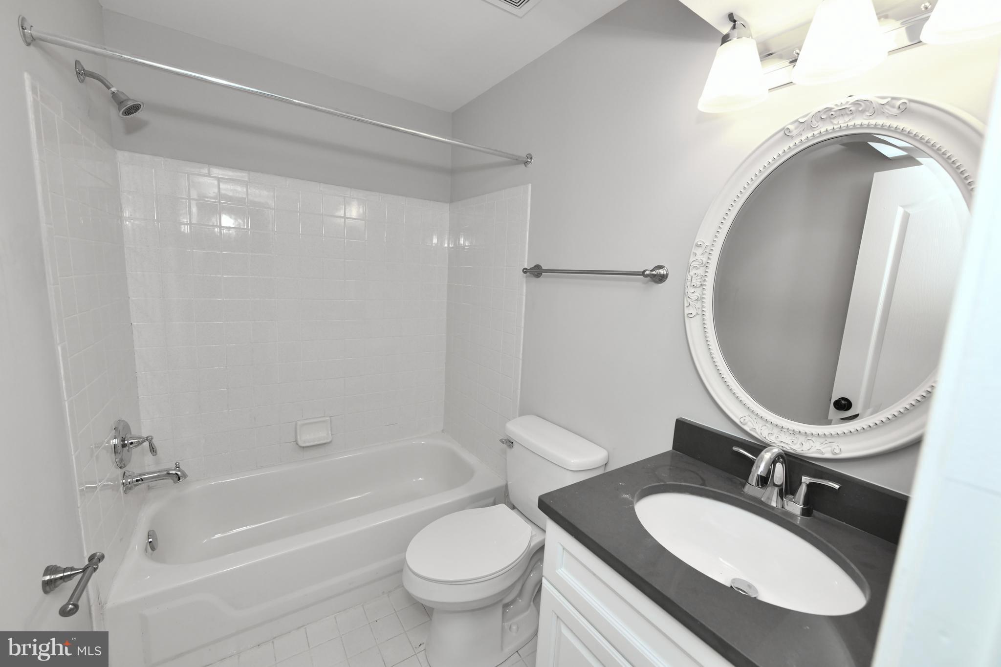 TREEVIEW ESTATES - Residential