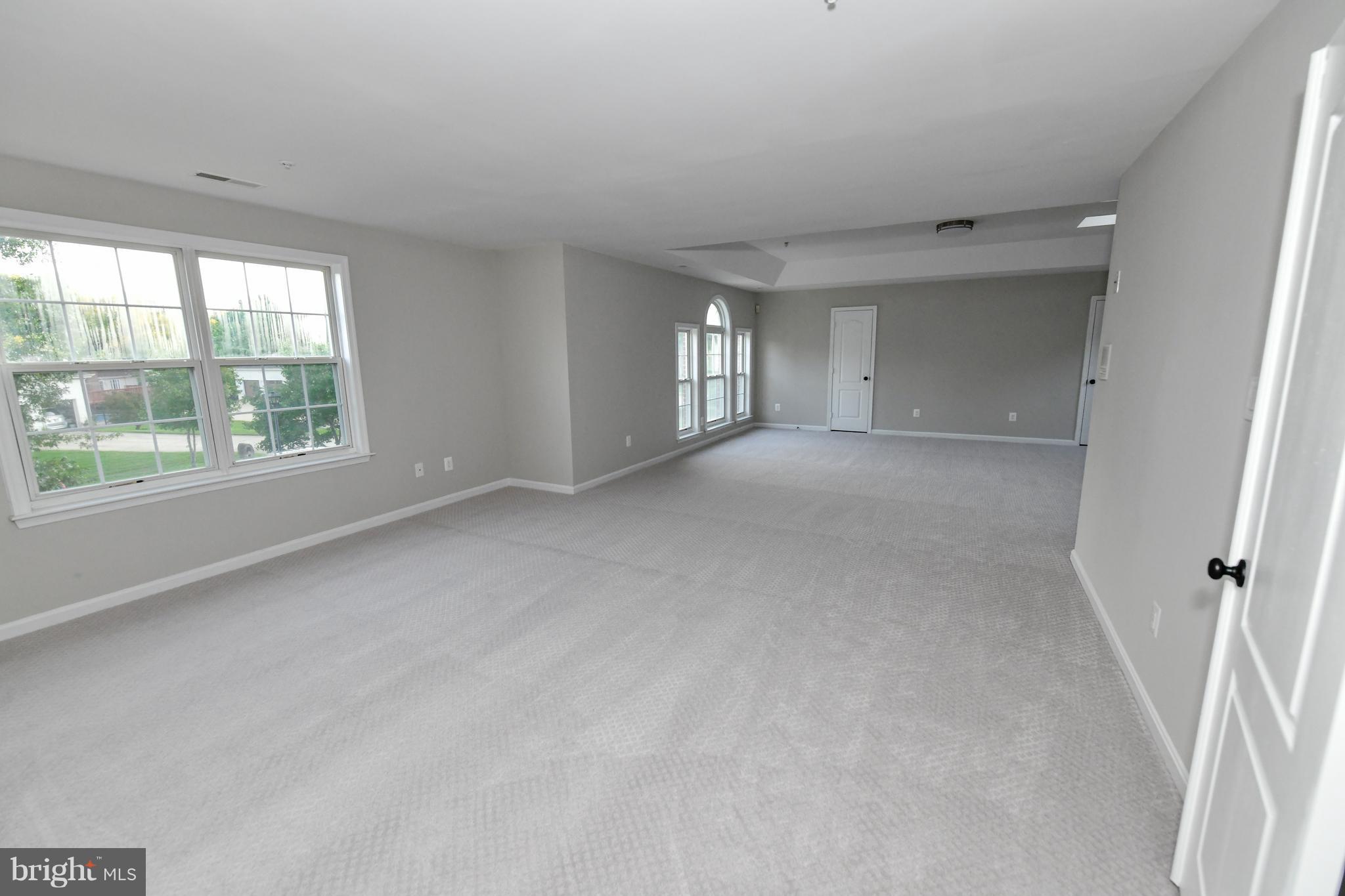 TREEVIEW ESTATES - Residential