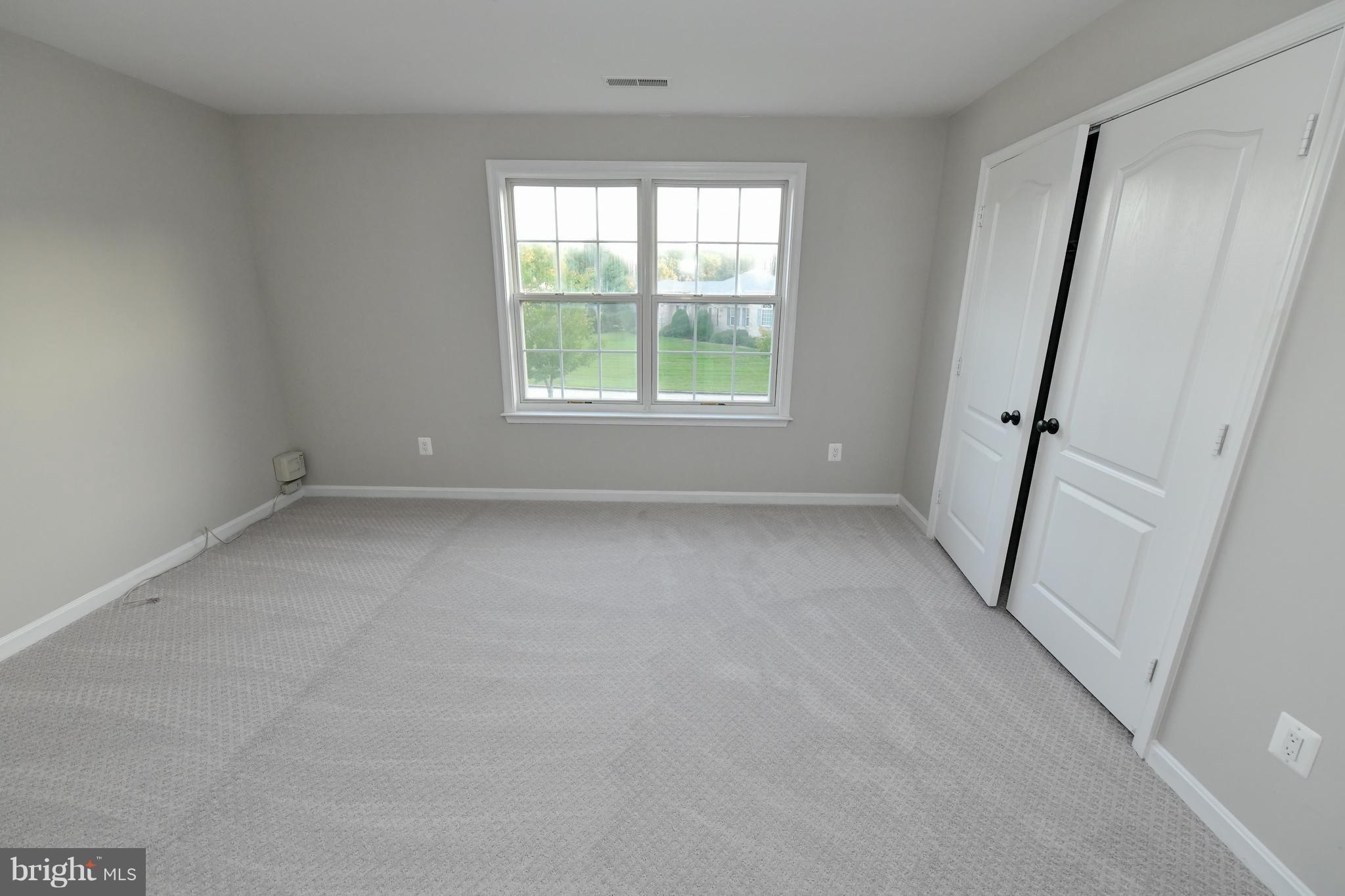 TREEVIEW ESTATES - Residential