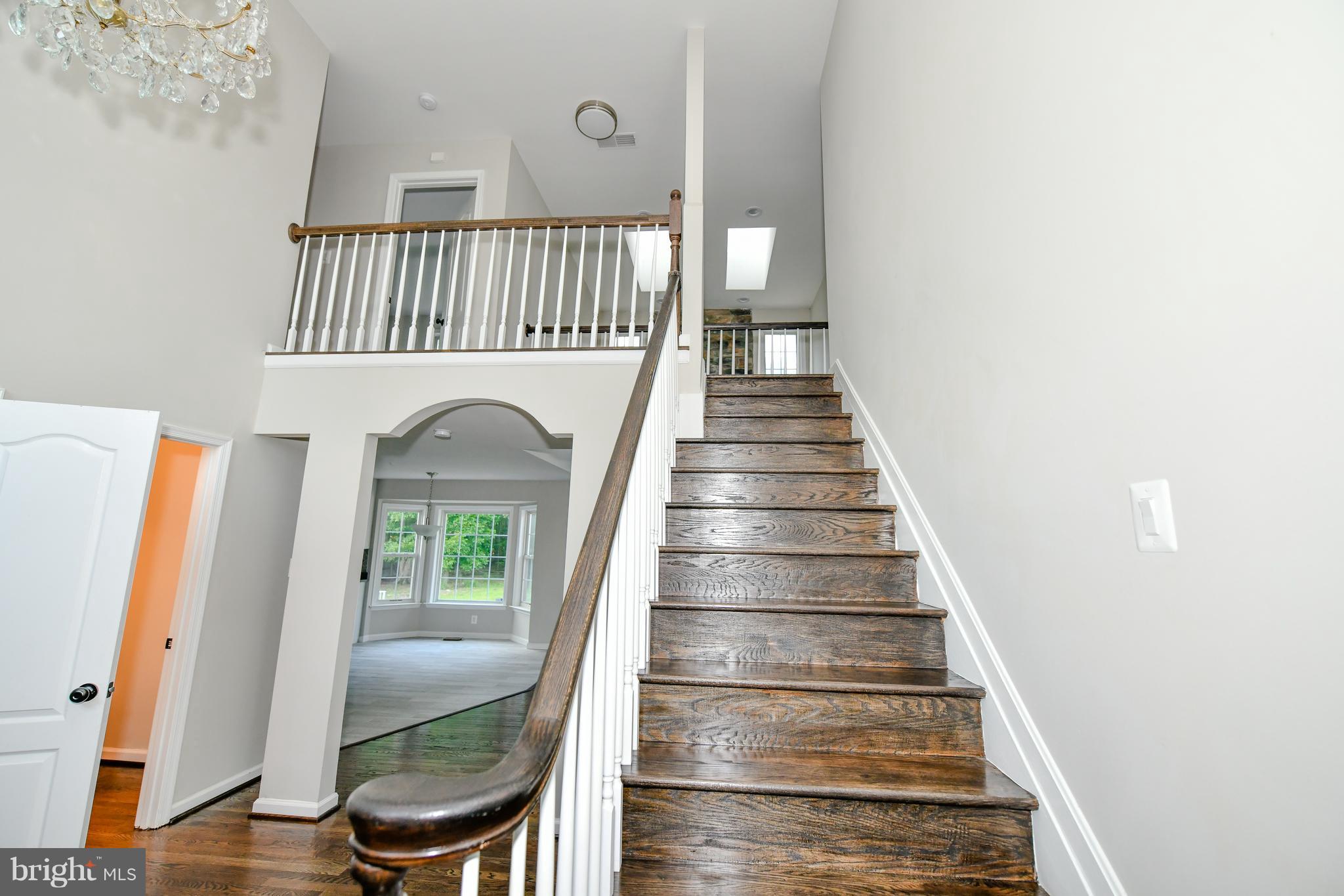 TREEVIEW ESTATES - Residential