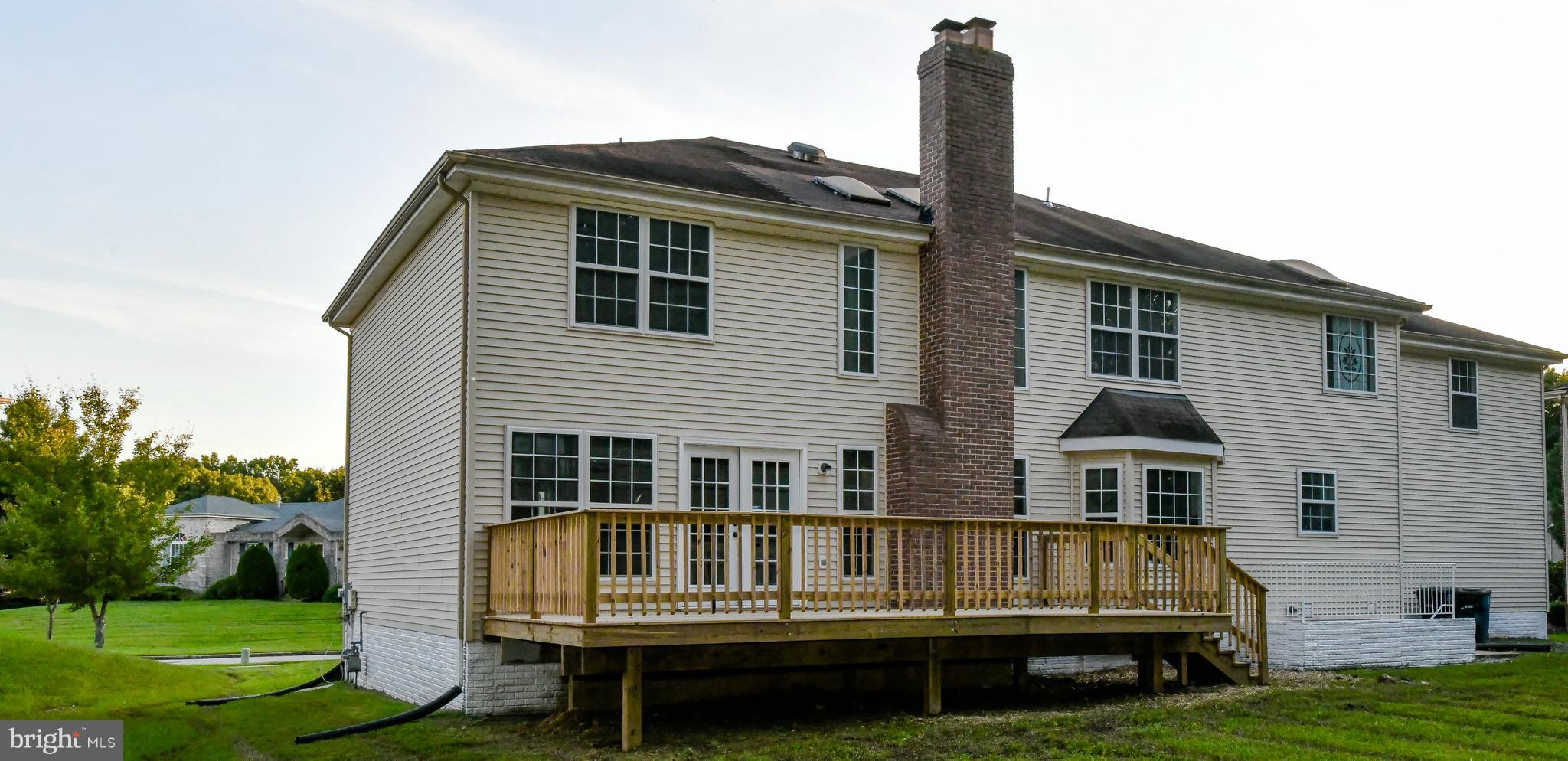 TREEVIEW ESTATES - Residential