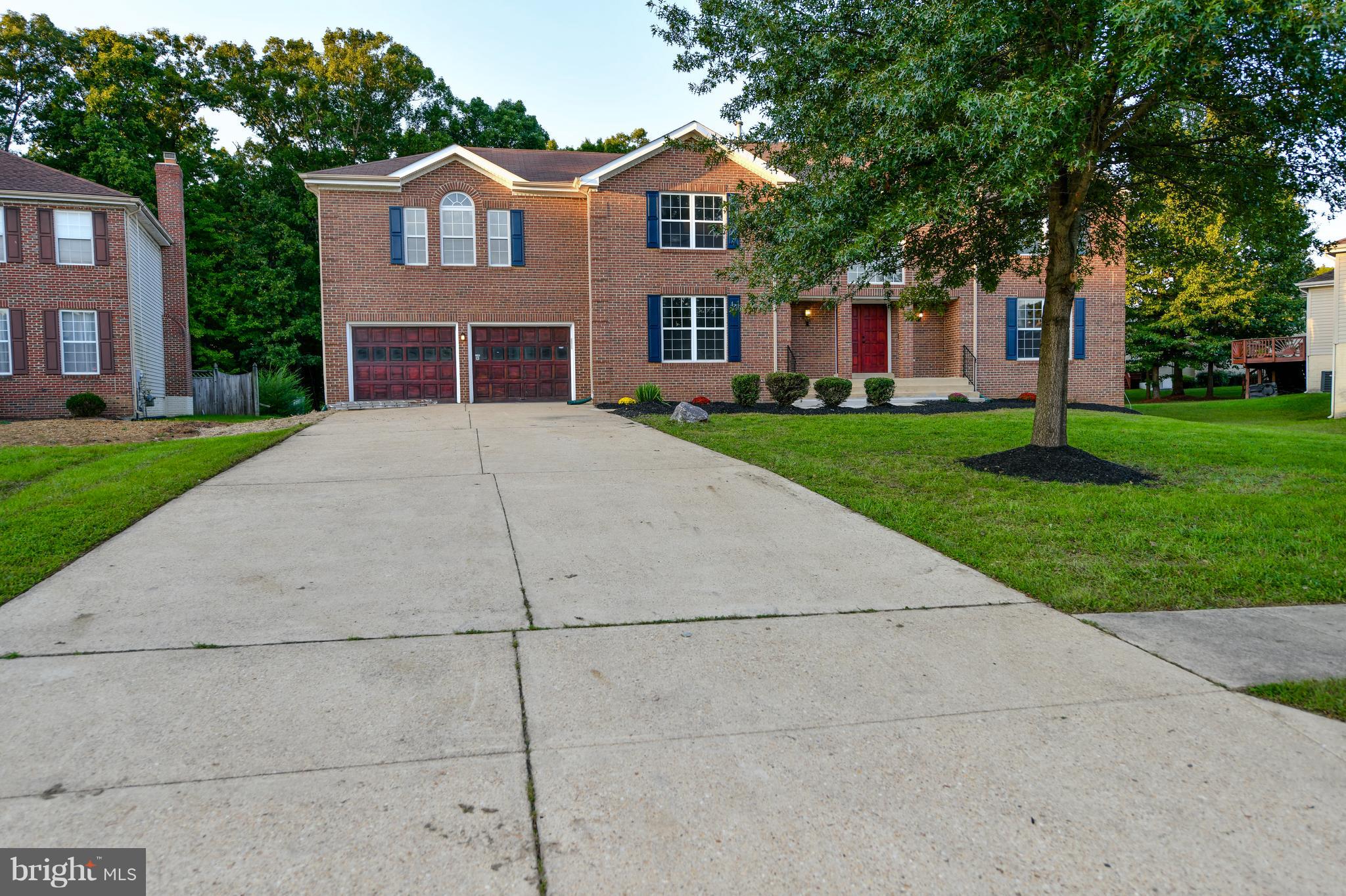 TREEVIEW ESTATES - Residential