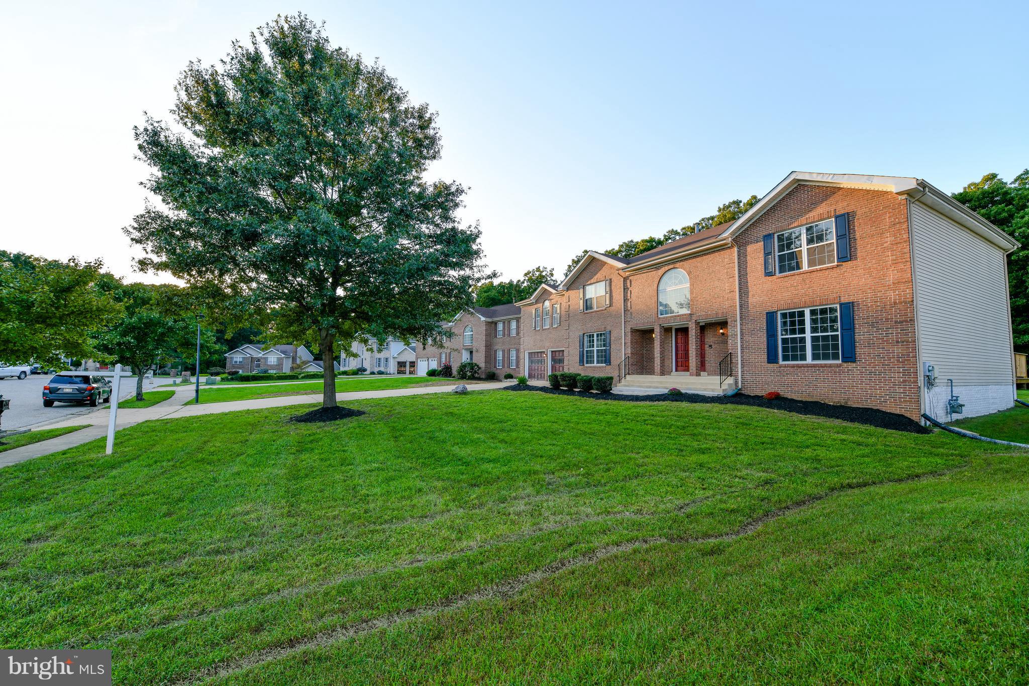 TREEVIEW ESTATES - Residential