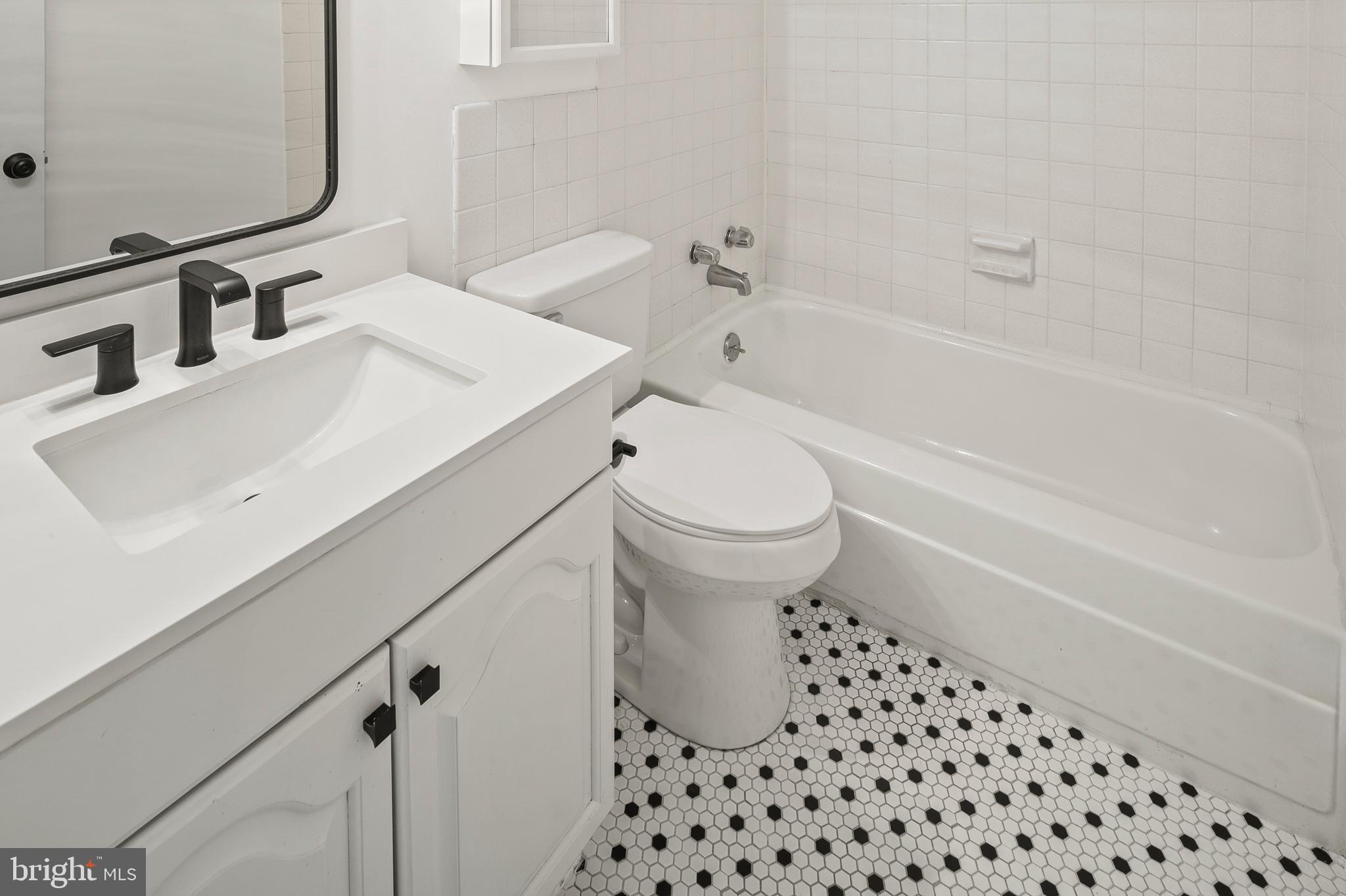 SEVERN HOUSE - Residential