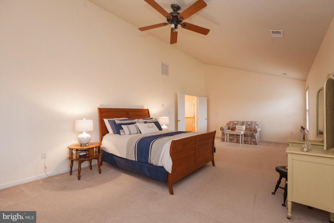 SPRUCE HILL ESTATES - Residential