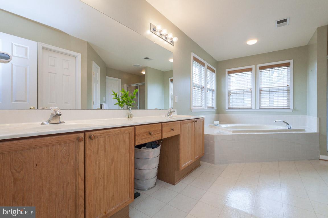 SPRUCE HILL ESTATES - Residential