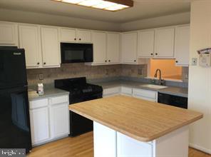 HAYFIELD VIEW - Residential Lease