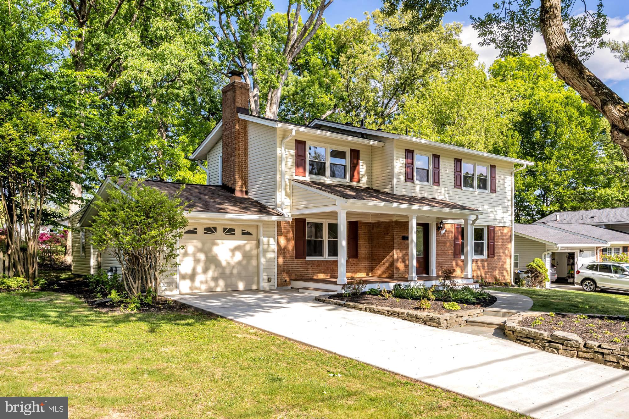 STONEWALL MANOR - Residential