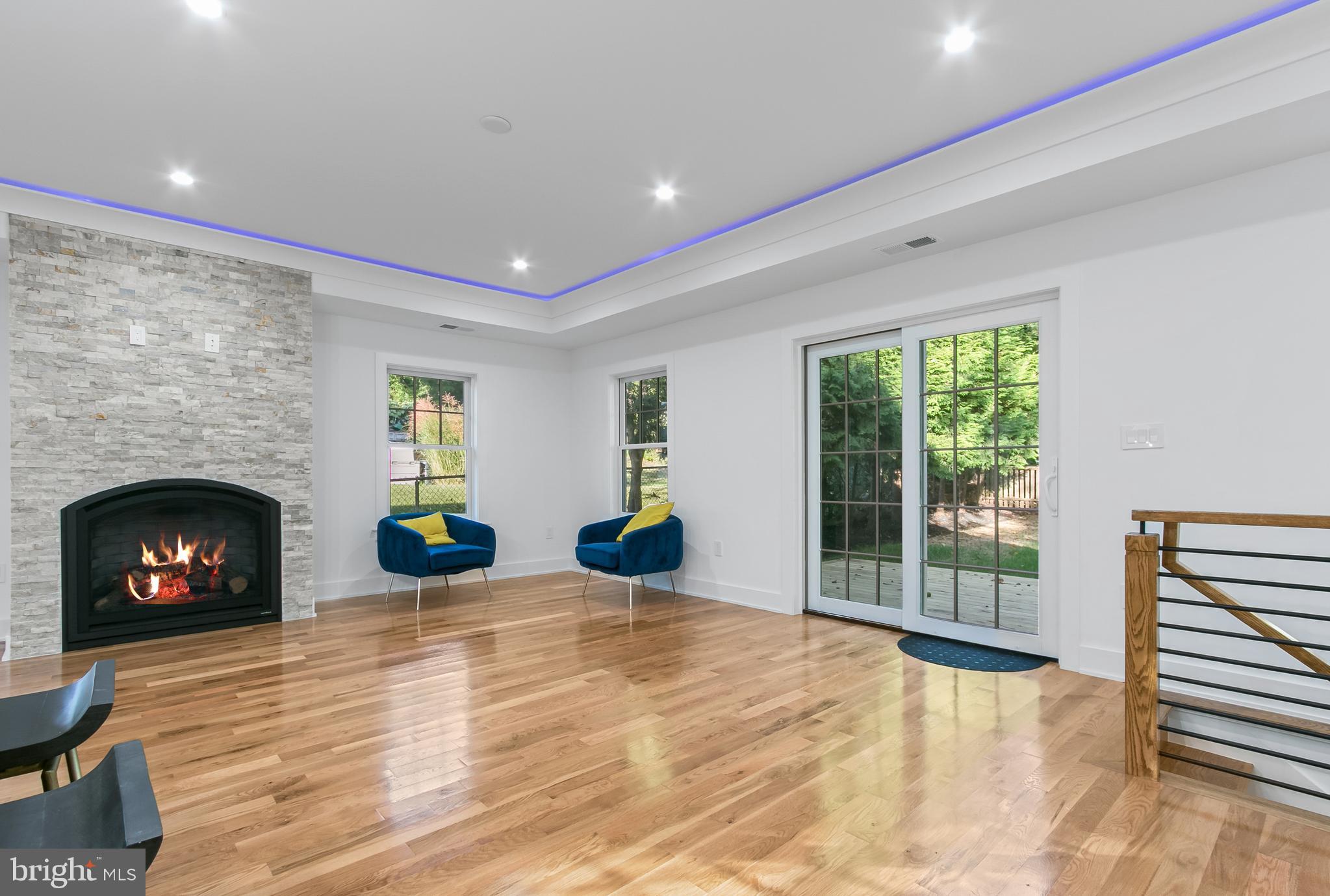 KENSINGTON - Residential