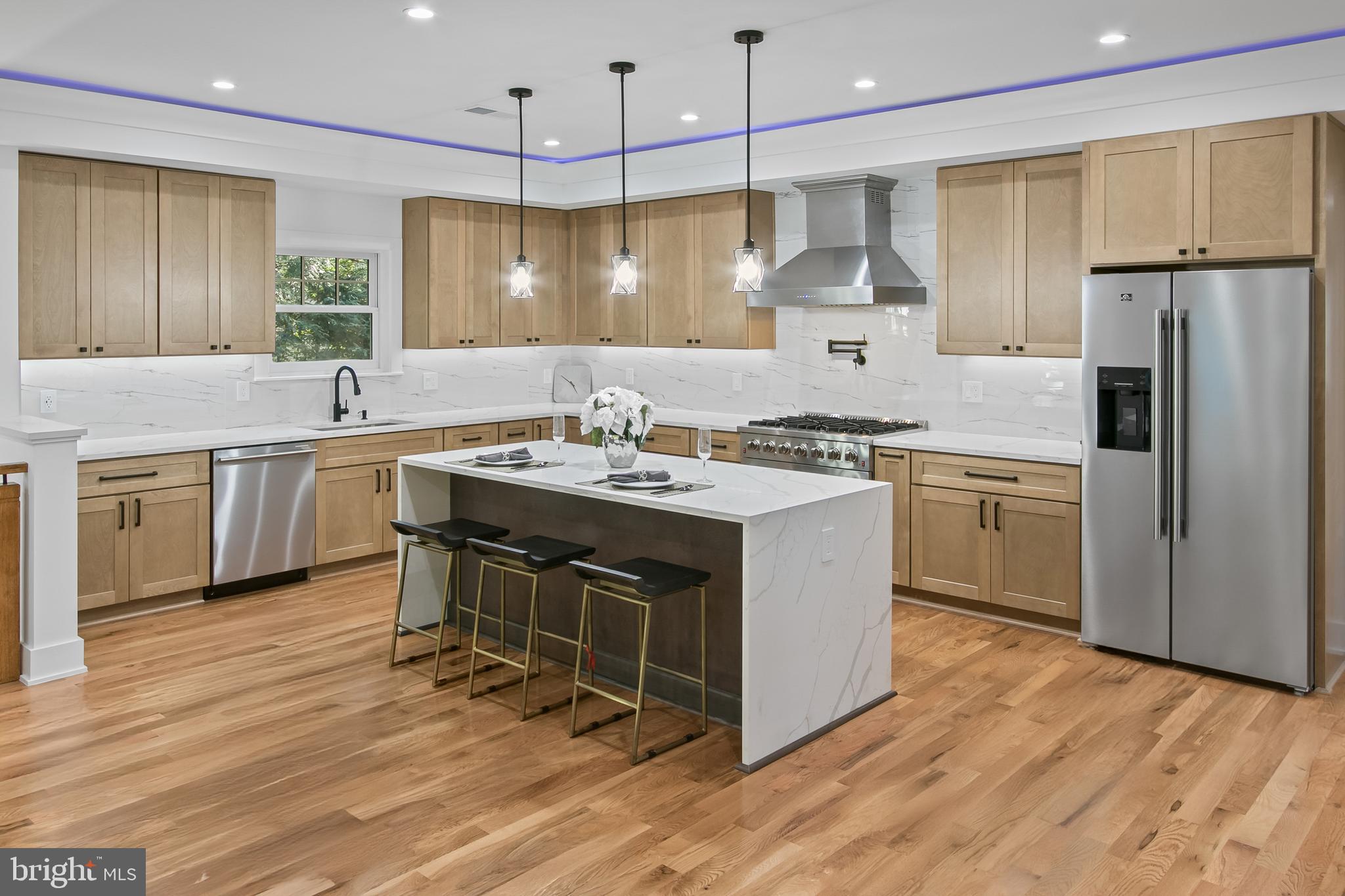 KENSINGTON - Residential