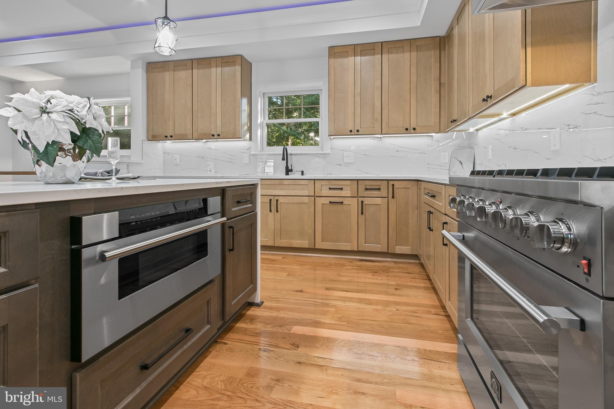 KENSINGTON - Residential