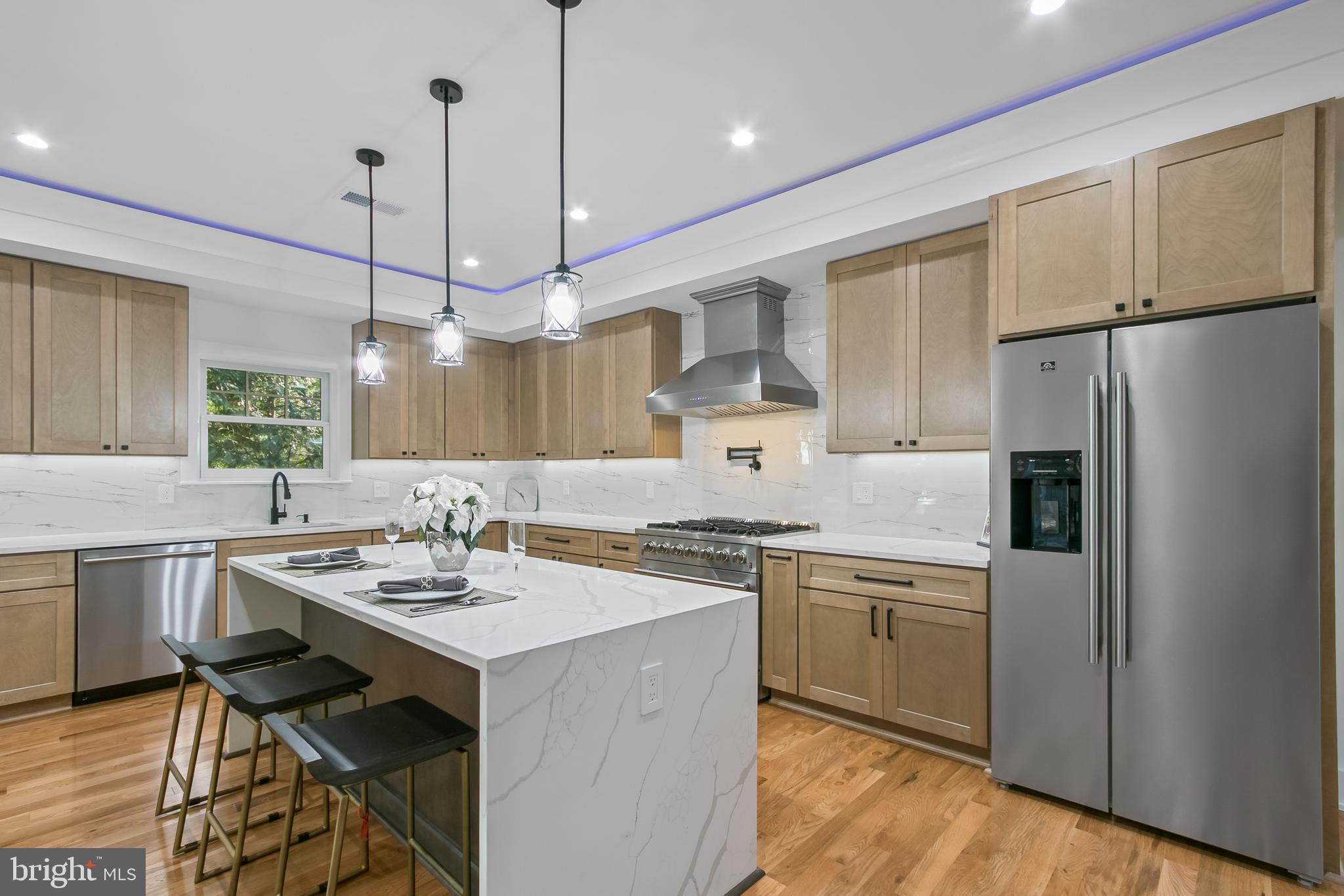 KENSINGTON - Residential