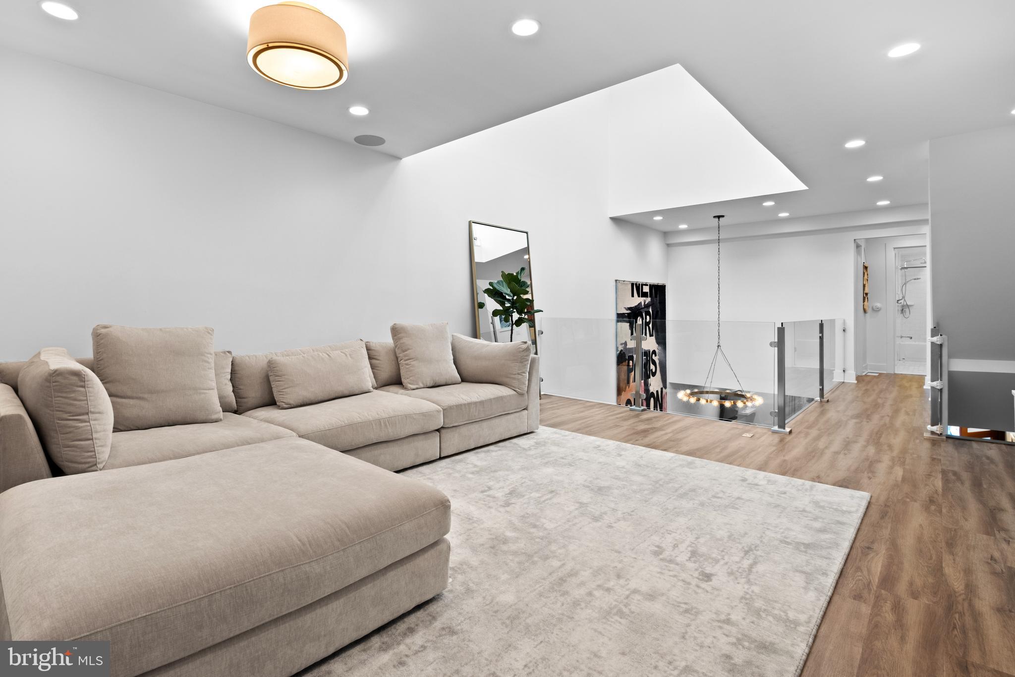 FITLER SQUARE - Residential