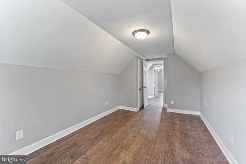 ARLINGTON - Residential