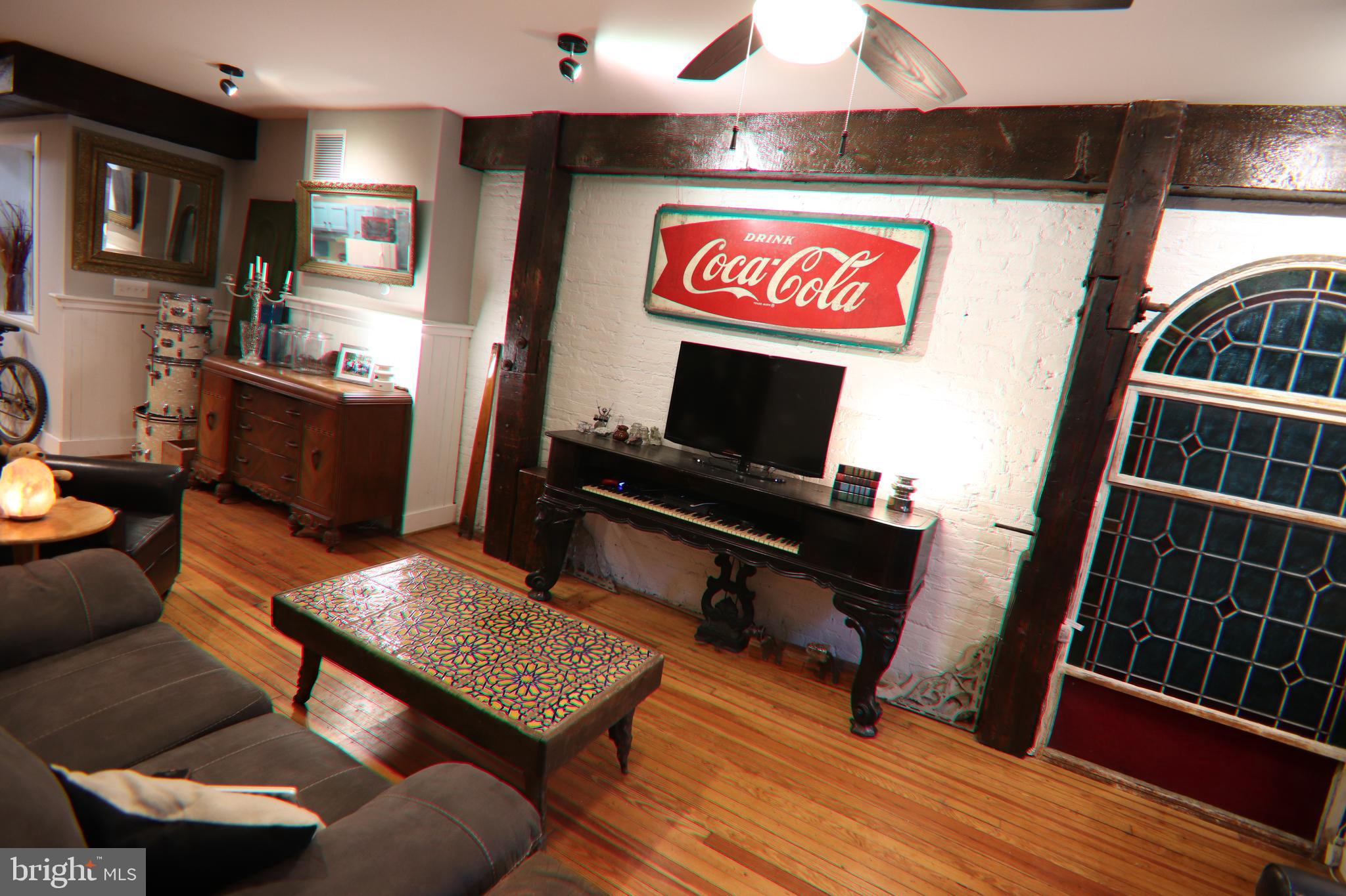 LOCUST POINT - Residential Lease