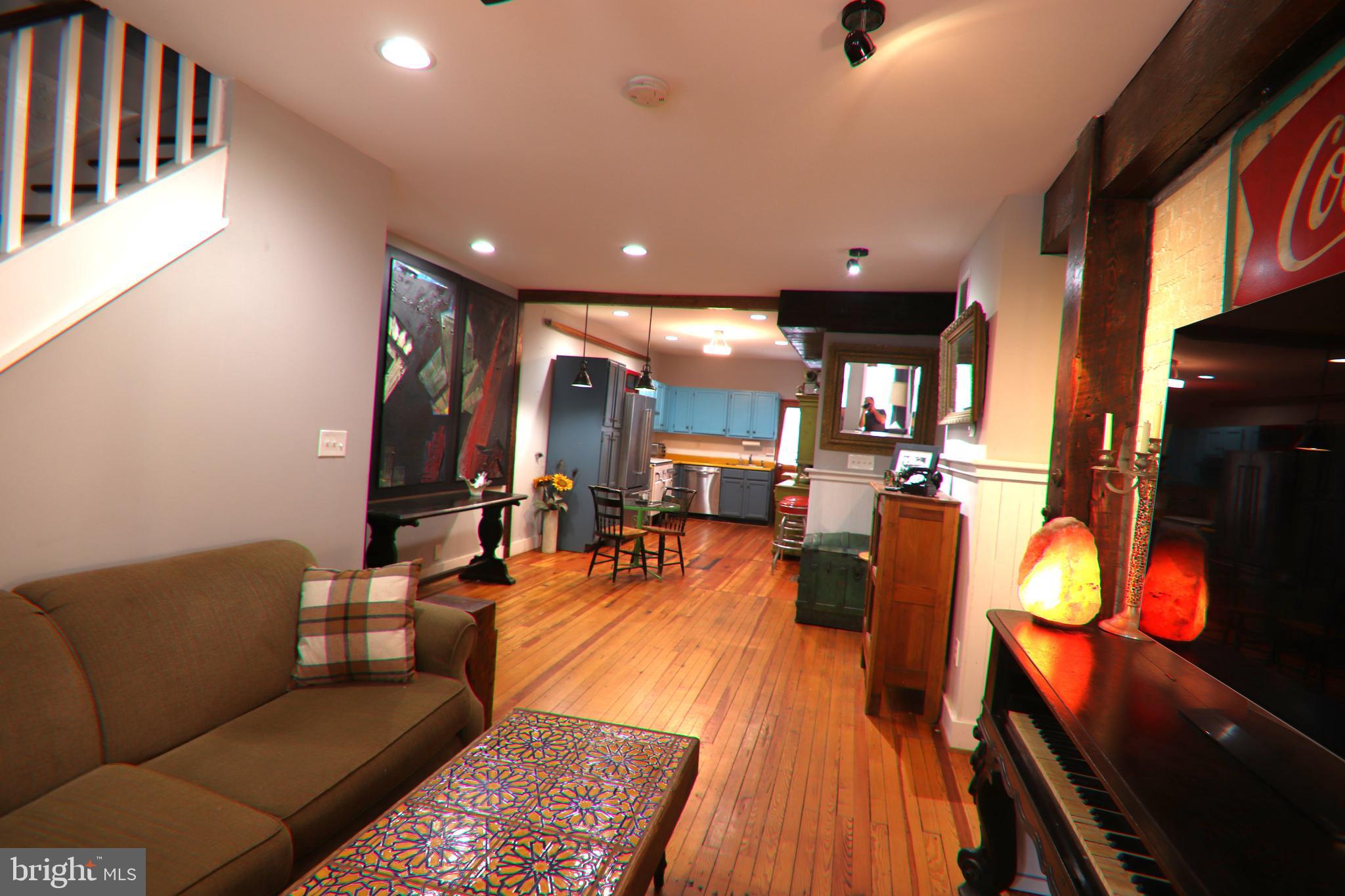 LOCUST POINT - Residential Lease