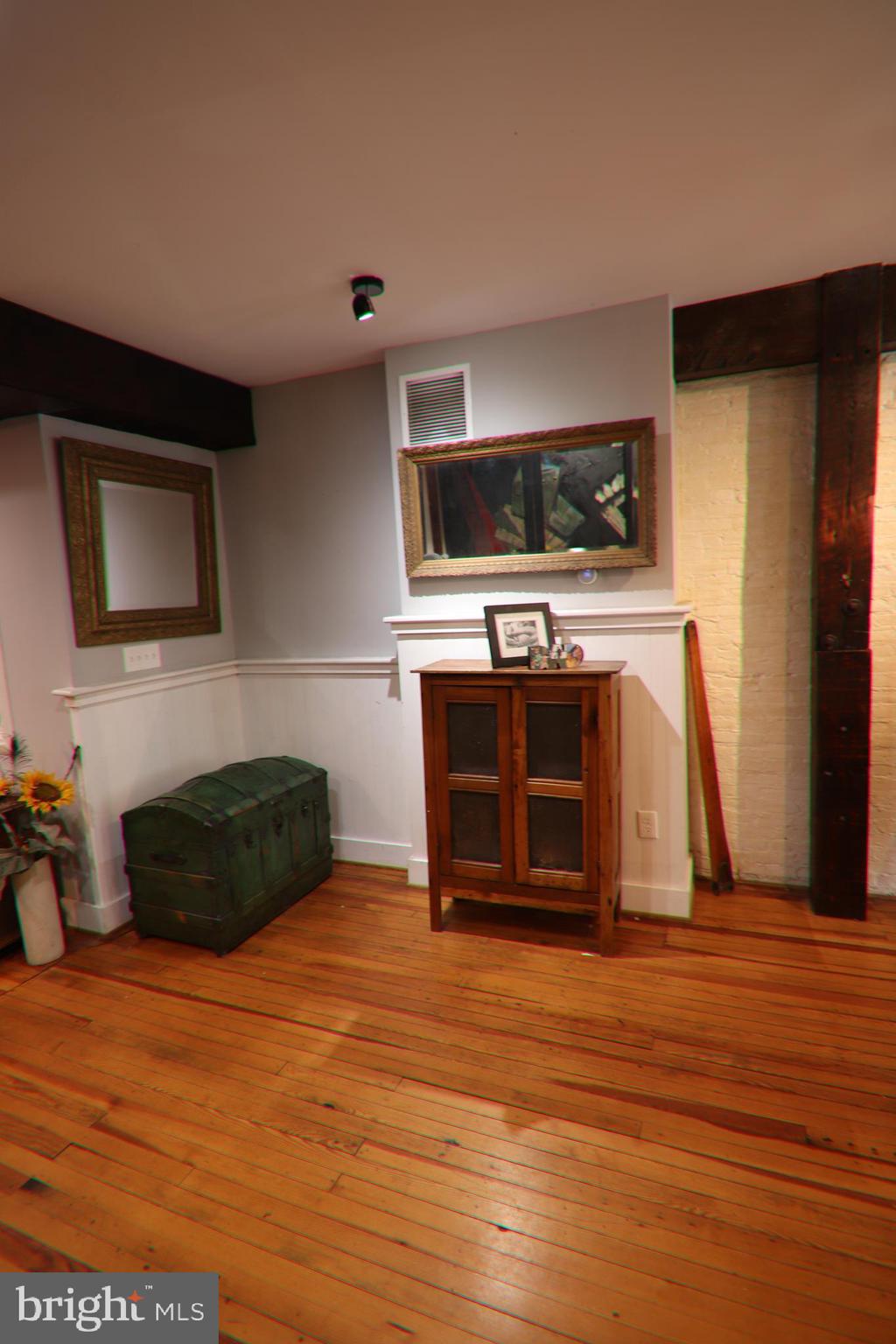 LOCUST POINT - Residential Lease