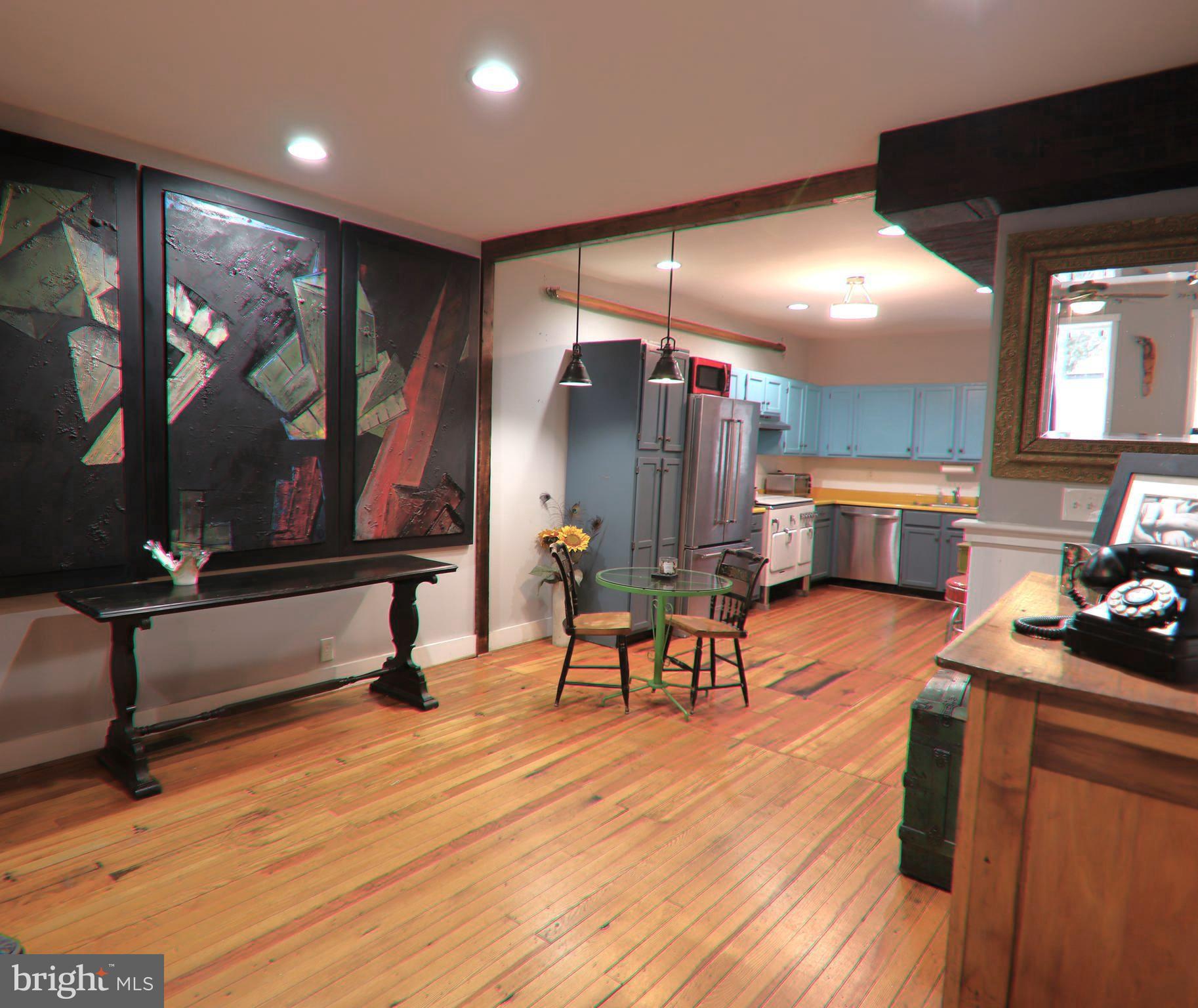 LOCUST POINT - Residential Lease