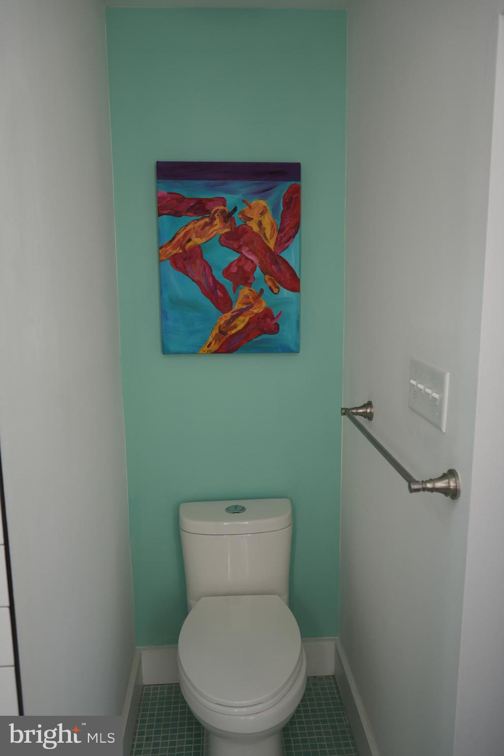 LOCUST POINT - Residential Lease