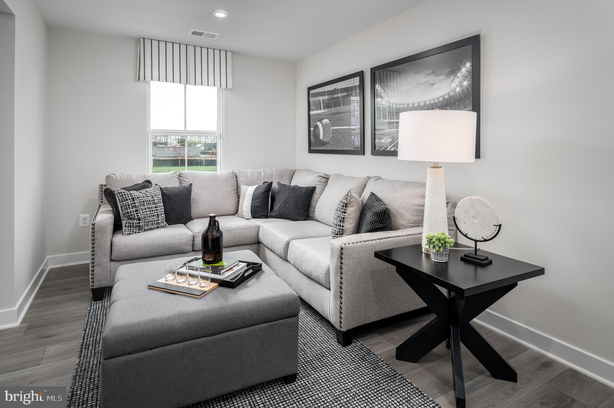 BELLE AIR TOWNHOMES - Residential