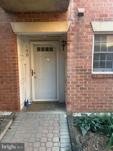 6924 FAIRFAX DRIVE 140 ARLINGTON VA 22213