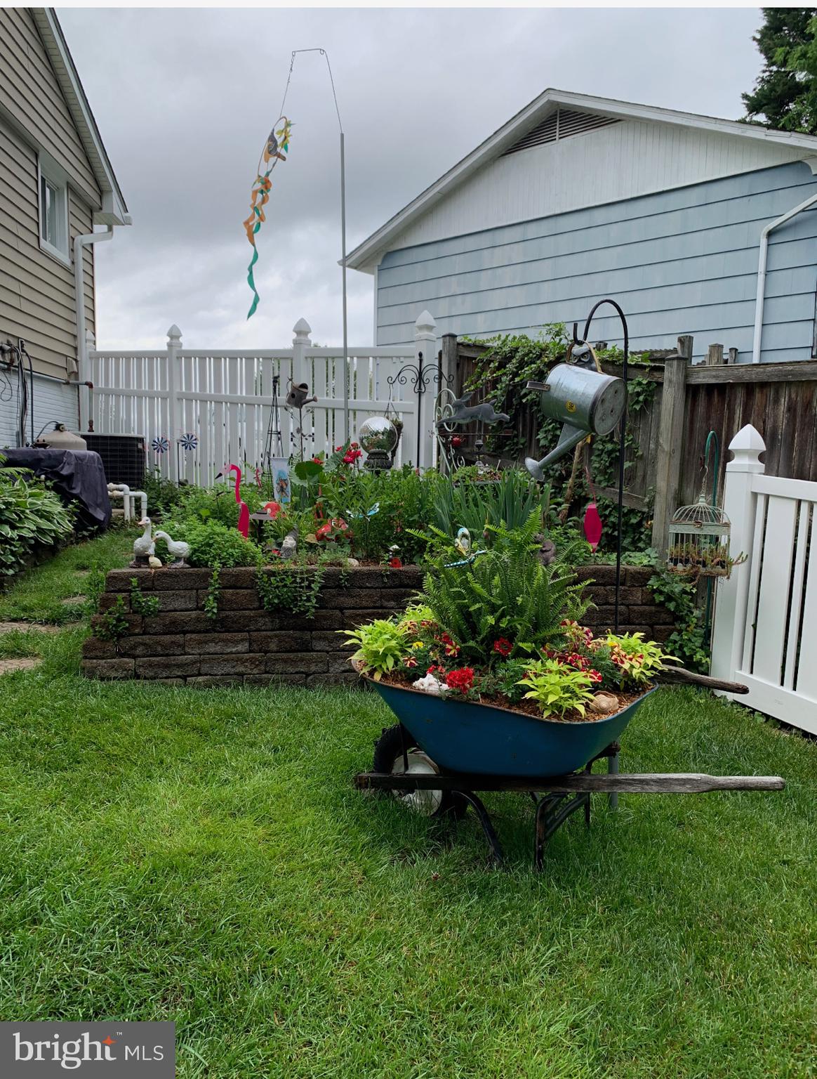 VILLAGE OF OLDE MILL - Residential