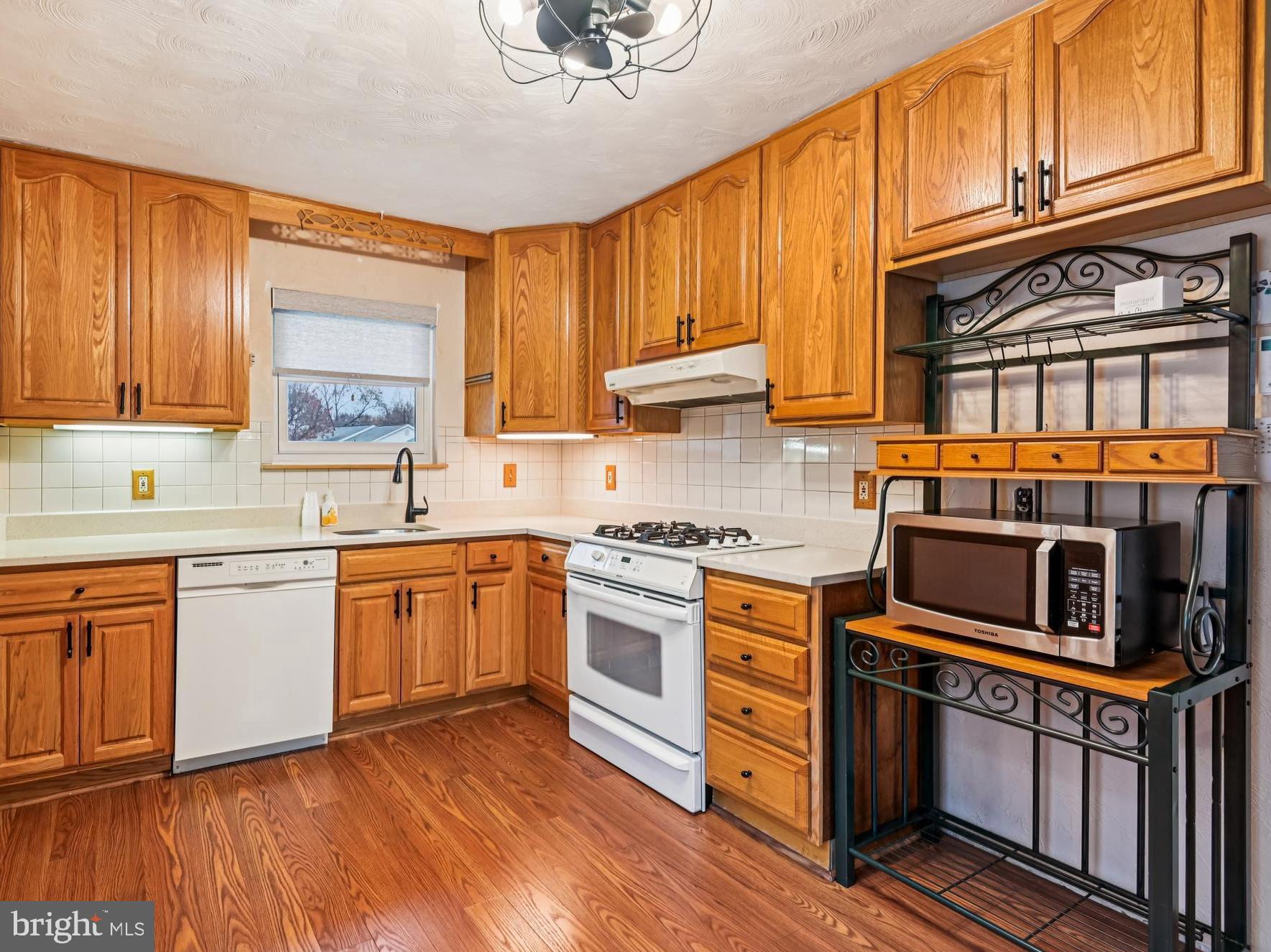 VILLAGE OF OLDE MILL - Residential