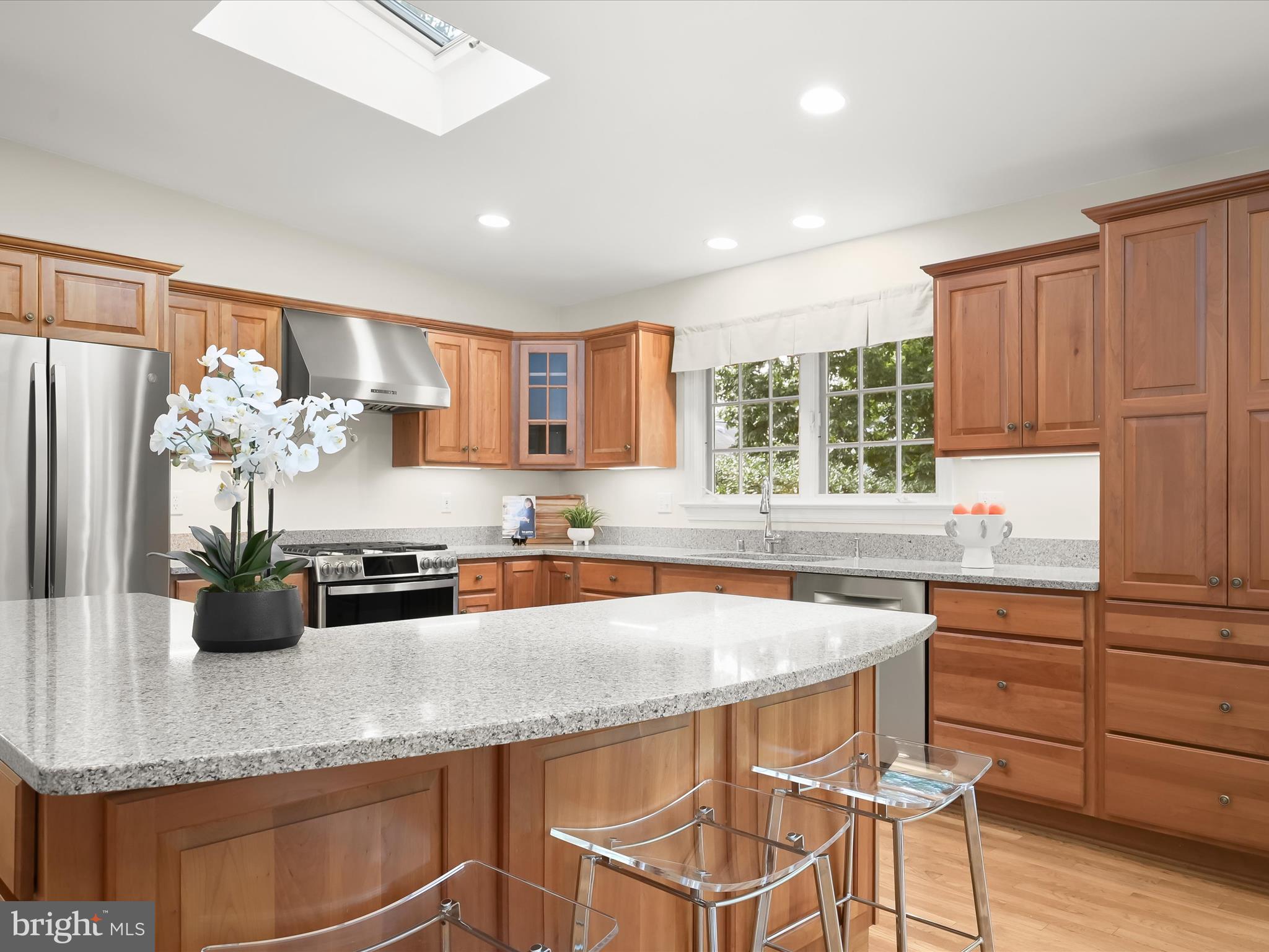 EDGEWOOD - Residential