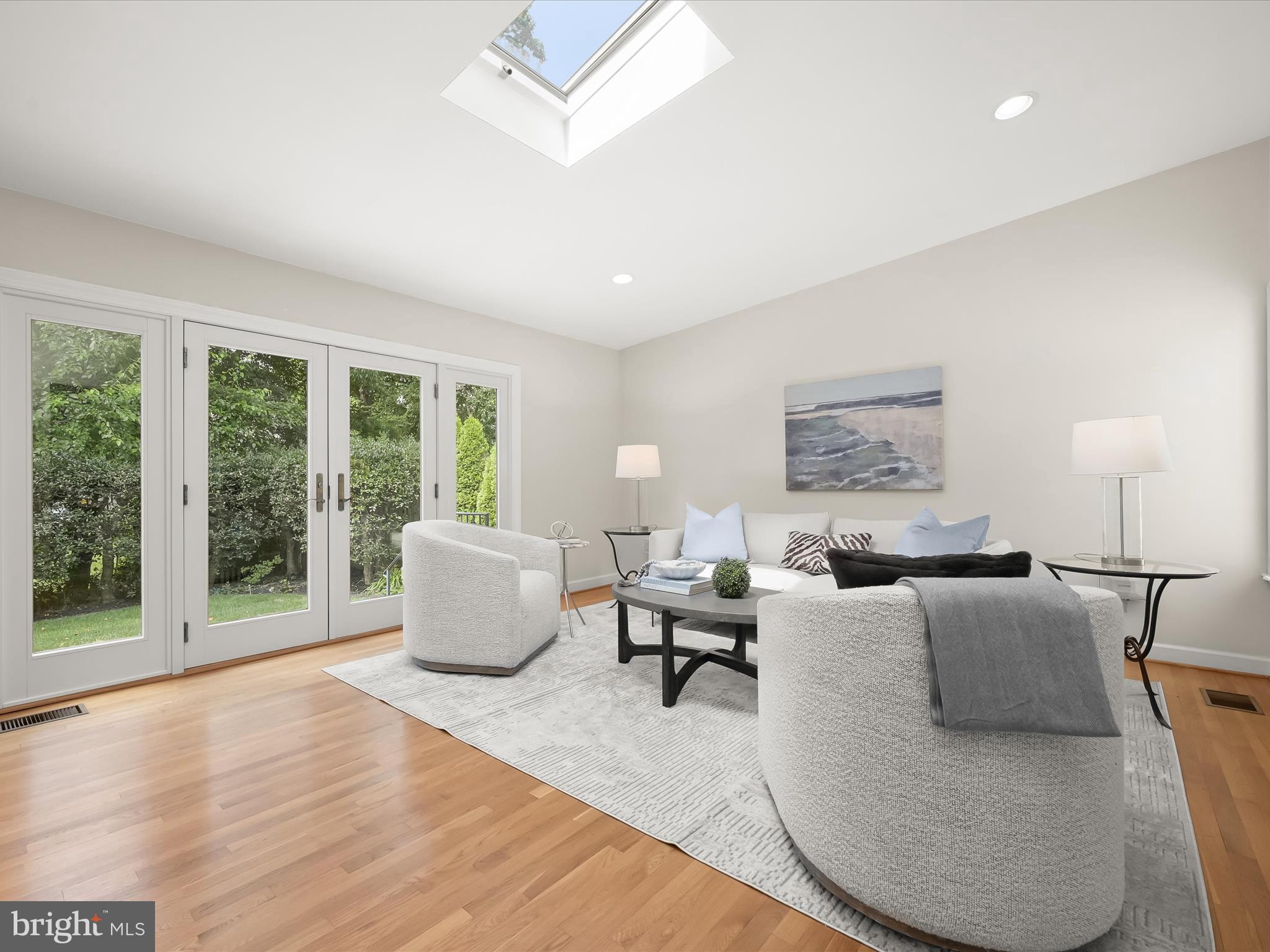 EDGEWOOD - Residential