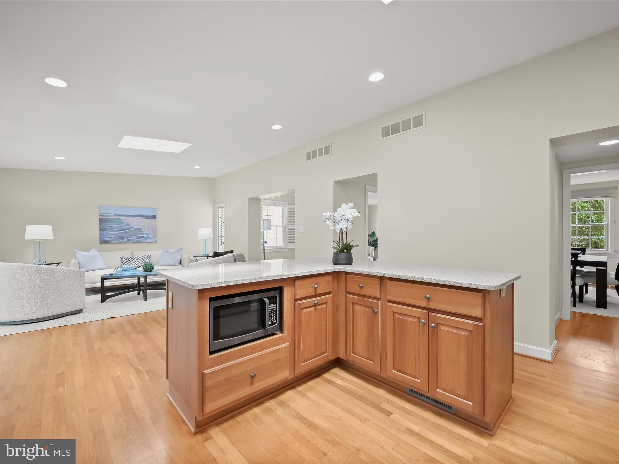 EDGEWOOD - Residential