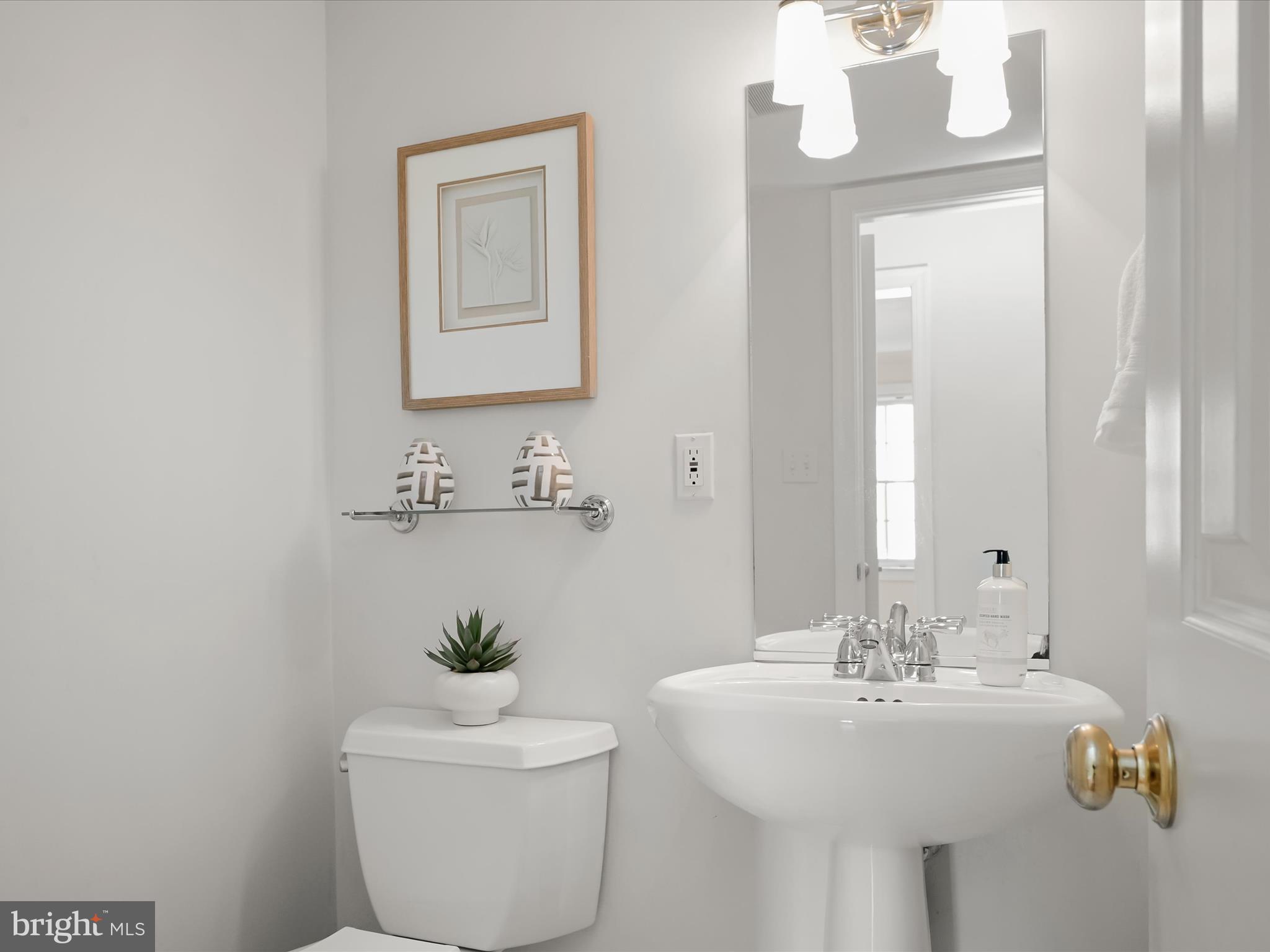 EDGEWOOD - Residential