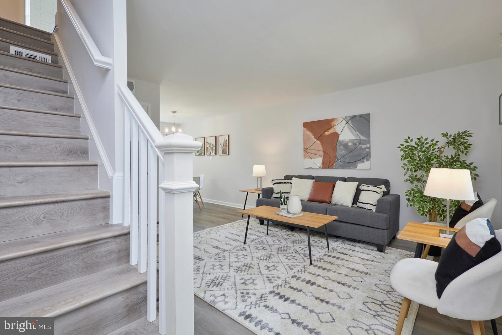 CHEVY CHASE CREST - Residential