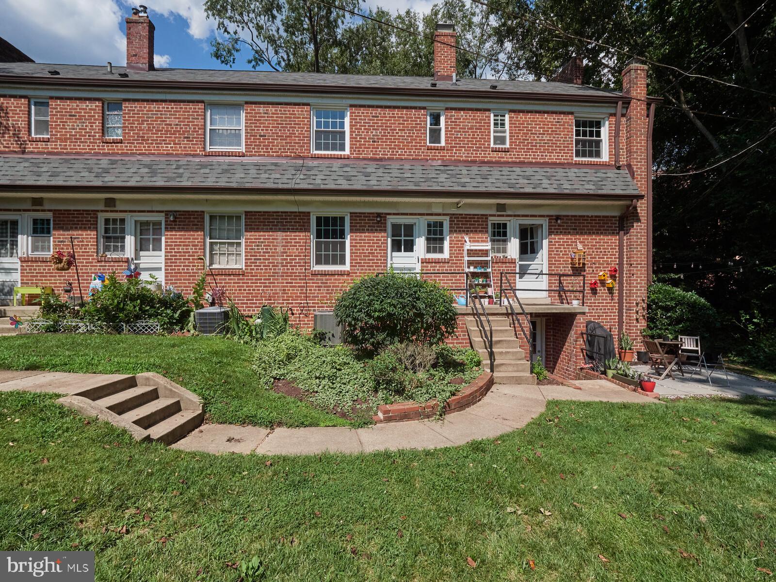 CHEVY CHASE CREST - Residential