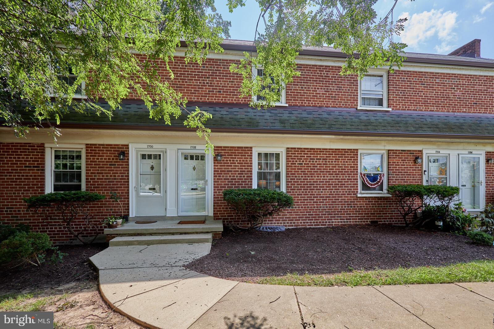 CHEVY CHASE CREST - Residential