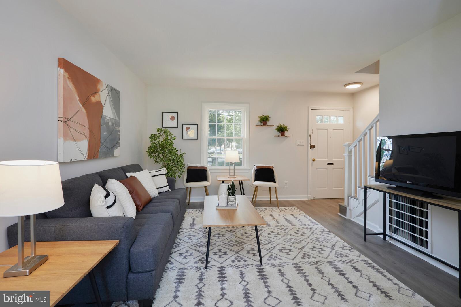 CHEVY CHASE CREST - Residential