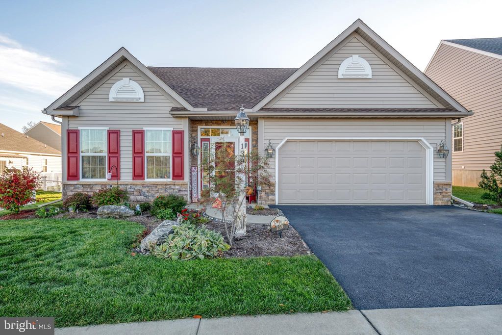 Photo of 139 Goldenfield Drive, Lancaster, PA 17603 (MLS # PALA2058656)