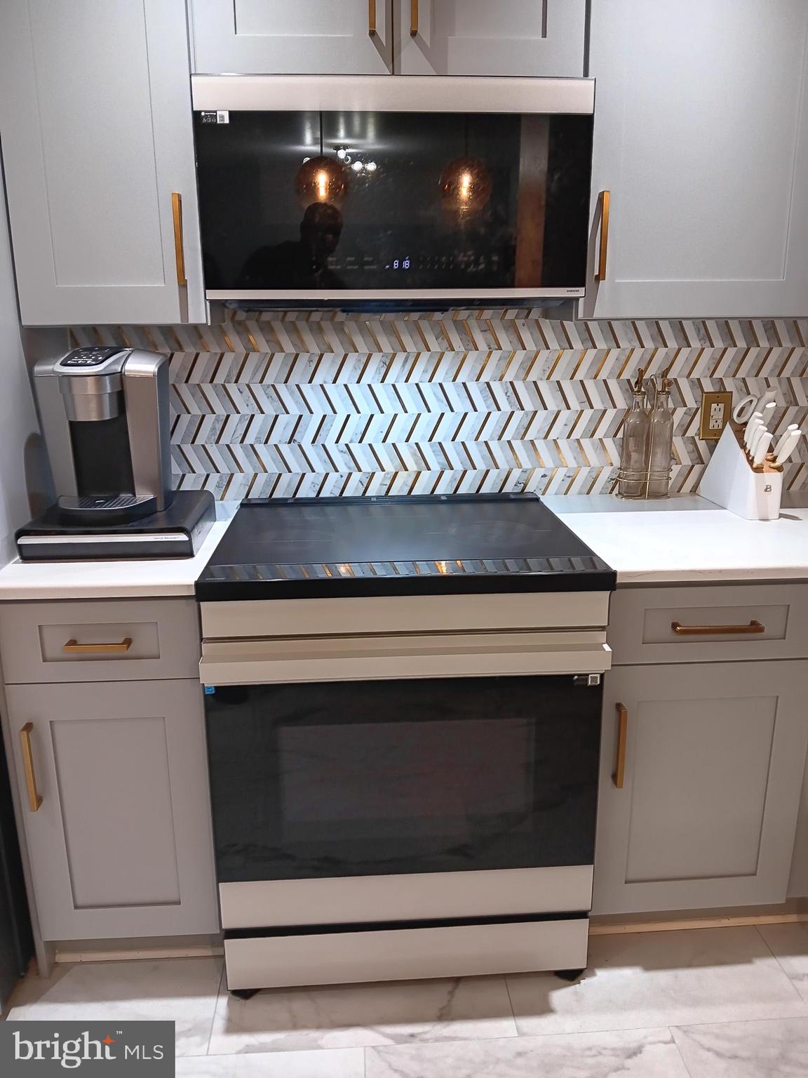 SHARSWOOD - Residential